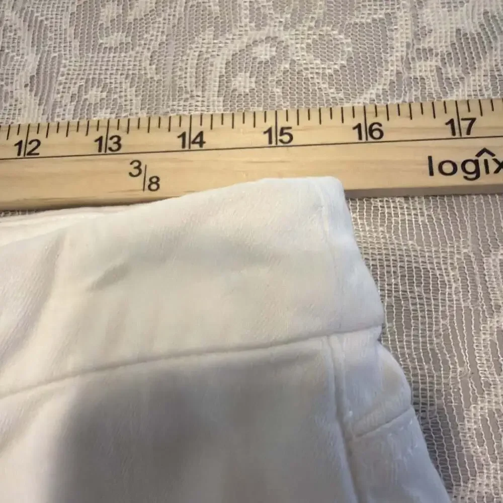 Chico's the NO-Stain SO Slimming Girlfriend Ankle-White Cottagecore 31/24